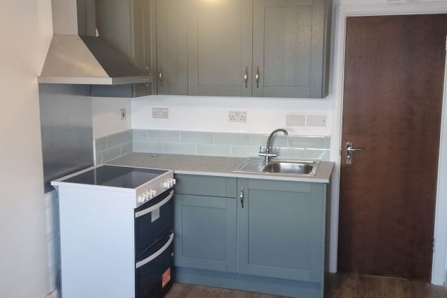 Studio to rent in Channel Close, Hounslow