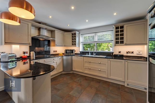 Villa View, Cotswold Lane, Bristol photo 4