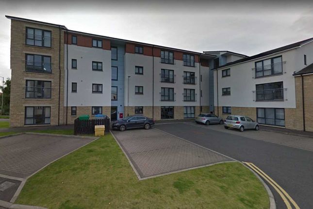 2 bedroom flat to rent in Monart Road, Perth