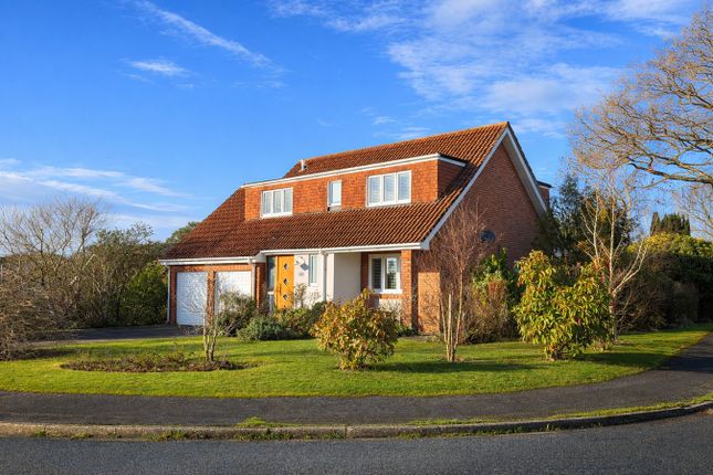 4-bed house on 1, Mount Pleasant Drive, Christchurch, £600,000