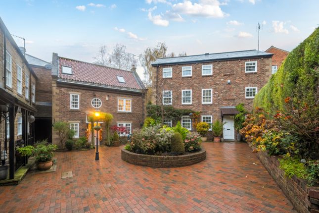 11, Castle Mills, Knaresborough photo 2