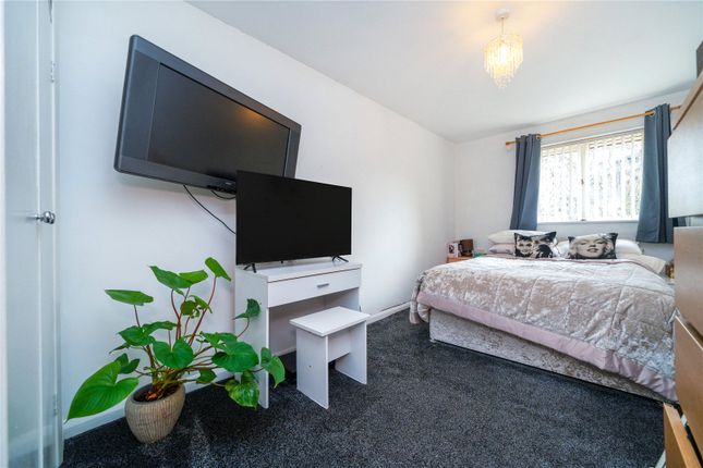 9, Humber Close, West Drayton photo 4