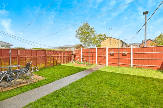 Thumbnail Town house for sale in Queensferry Gardens, Derby