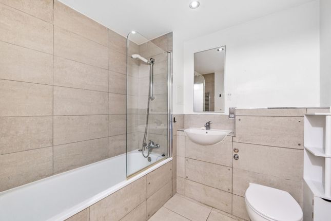 Flat for sale in Pepys Court, 20 Love Lane