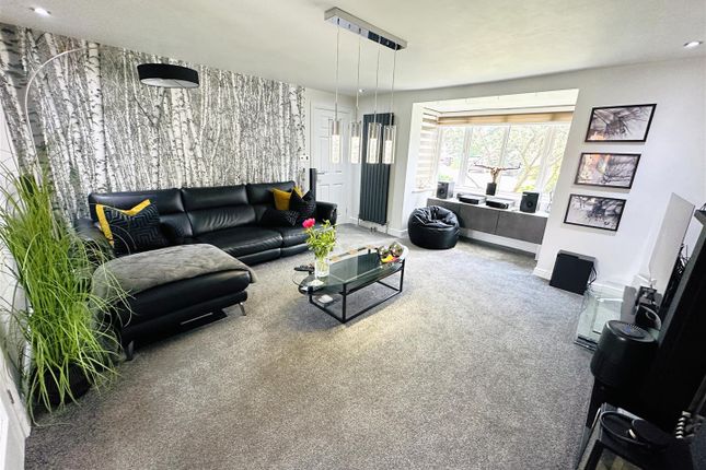19, Swanland Court, Doncaster photo 3