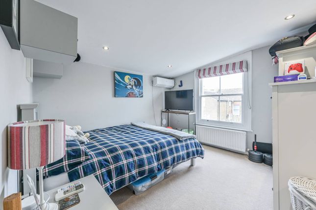 Property for sale in Jessica Road, Wandsworth, London