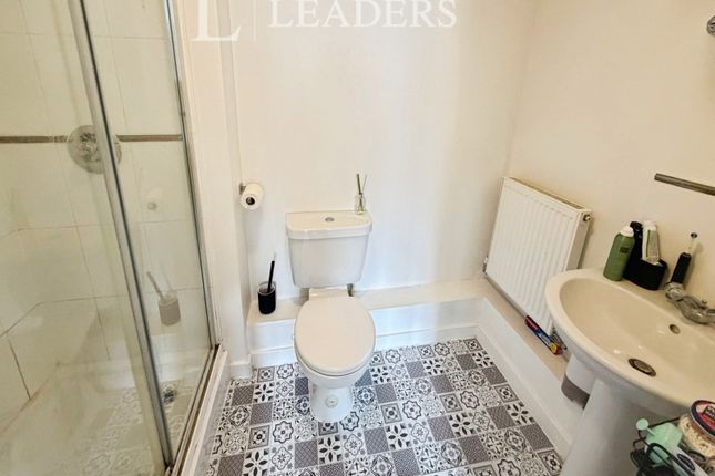 Flat 4, Jacob House,, Aylward Street, Hampshire photo 4