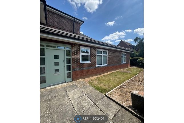 A Wellfield Road, A Wellfield Road, Hatfield photo 4