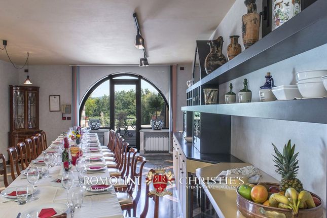 Villa for sale in Arezzo, Tuscany, Italy