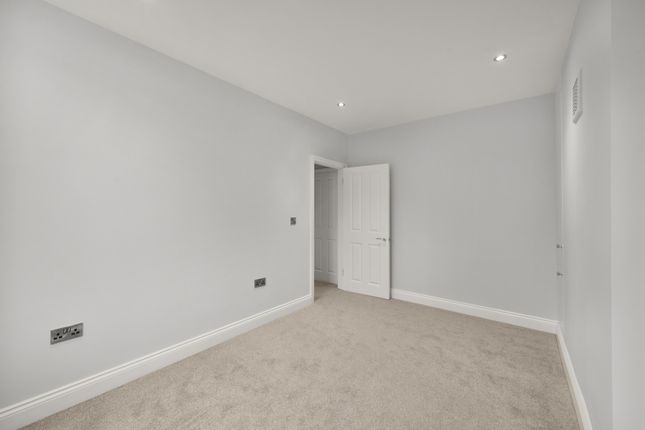 294a, Brockley Road, London photo 5