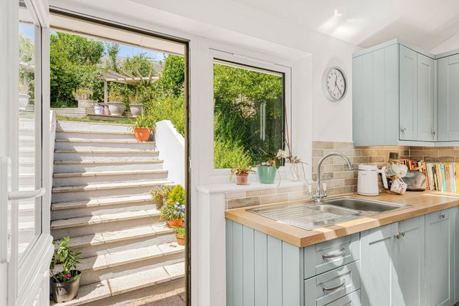 3, Manor Gardens, Kingsbridge photo 4