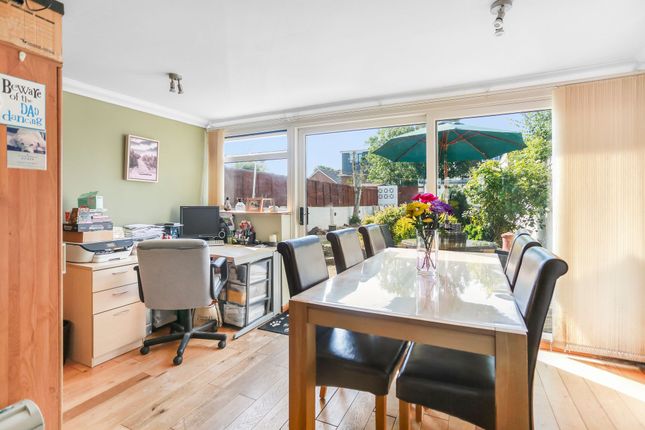 16 Deacons Drive, Brighton photo 4