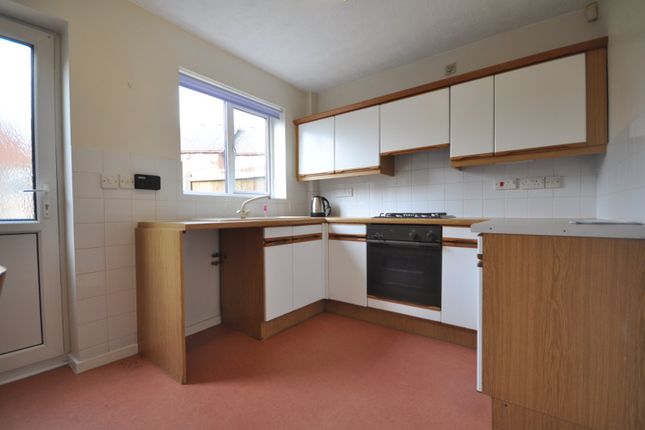 11, Severn Drive, Staffordshire photo 3