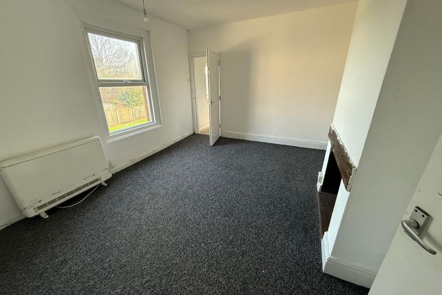 67D Uttoxeter New Road, Derbyshire photo 3