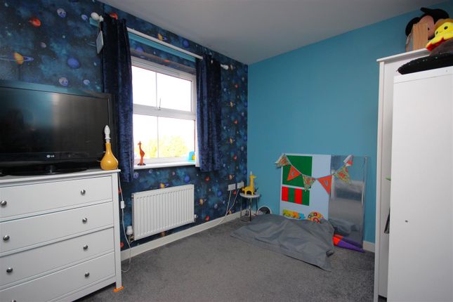 Town house for sale in Tees Avenue, Rushden