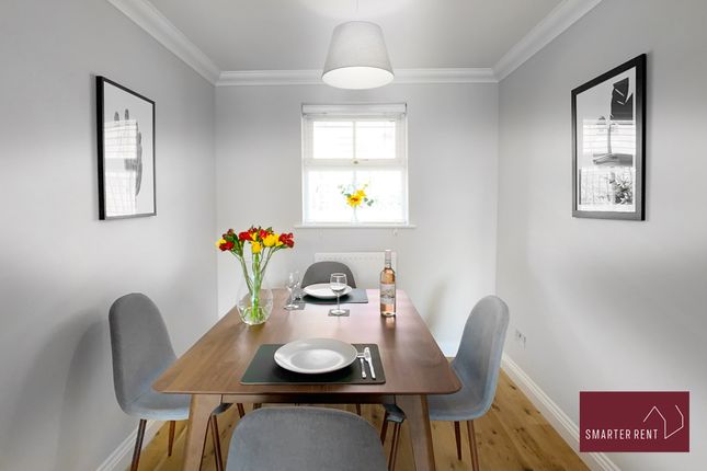 15, Norton Road, Wokingham photo 2