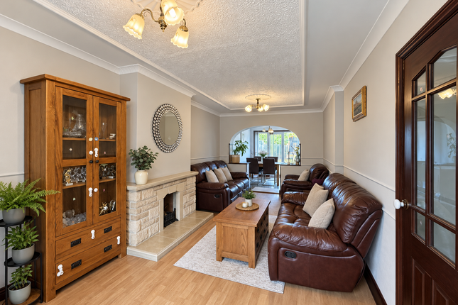 22, Marvell Avenue, Hayes photo 2