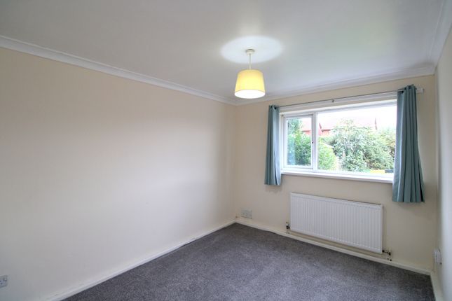 5, Llys Helyg, Rhyl photo 5