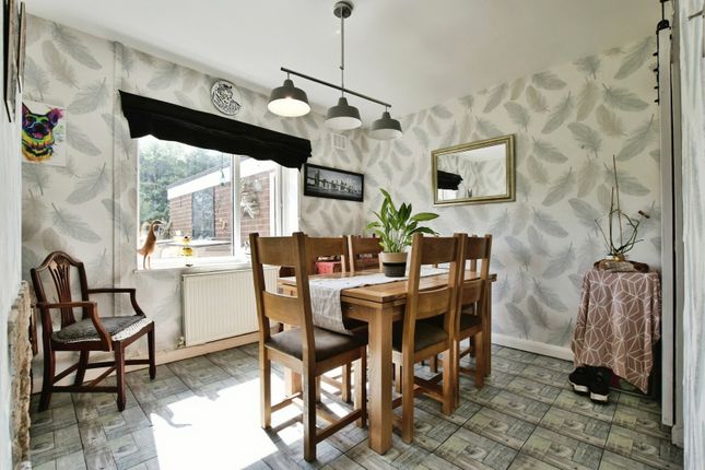 10, Robin Lane, Chelford photo 3