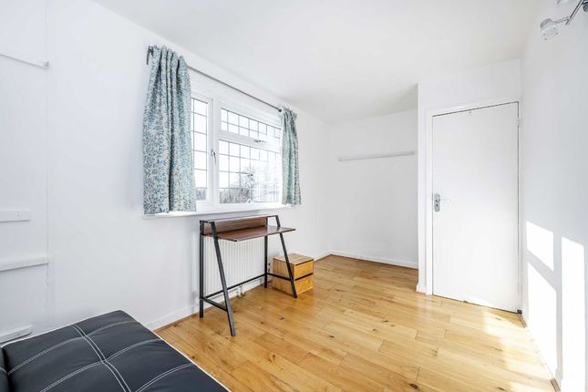 Semi-detached house to rent in Marsh Lane, London