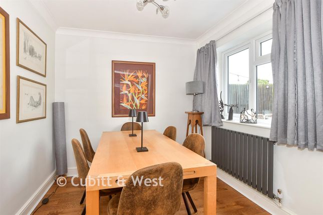 2, Kings Copse, East Grinstead photo 3