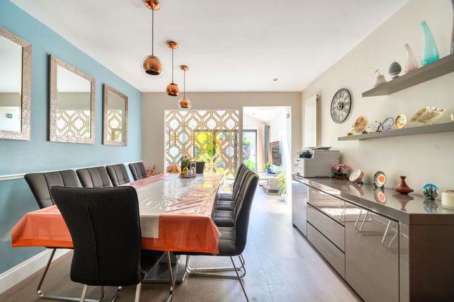 125, Brighton Road, Surbiton photo 4