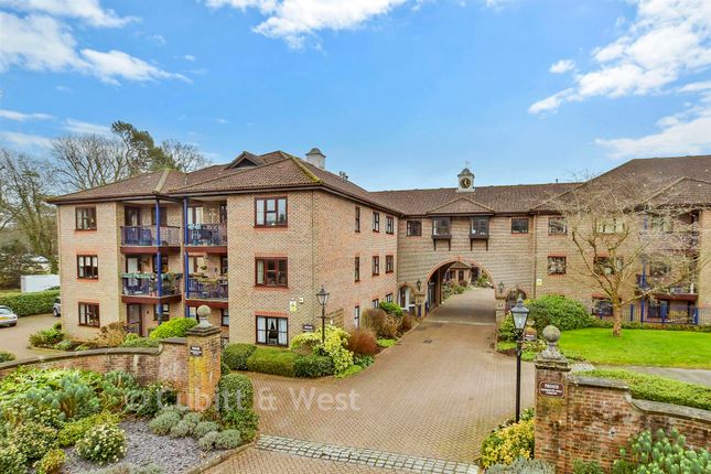 1-bed flat on Wraymead Place, Wray Park Road, Reigate, £175,000