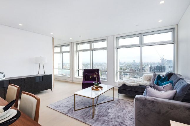 Thumbnail Flat to rent in New Oxford Street, London