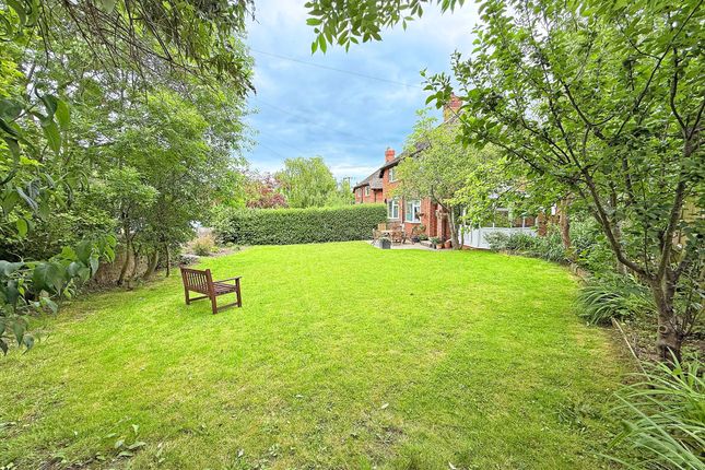 4 Tranmere Croft, Harrogate photo 4