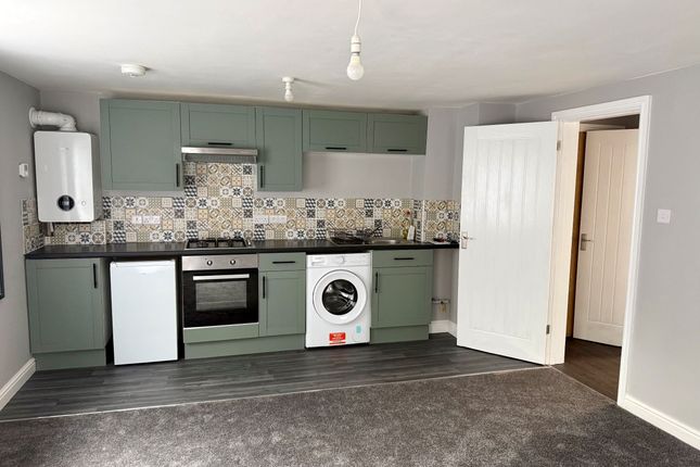 Flat 12, Brook Court, Bristol photo 2
