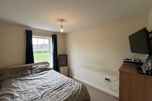 Town house for sale in St. James Place, Scunthorpe
