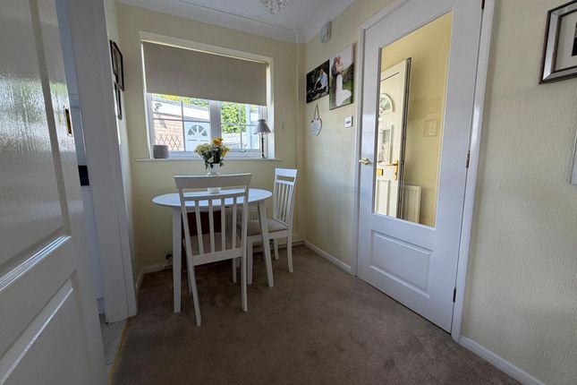 30 Rochester Drive, Grantham photo 3