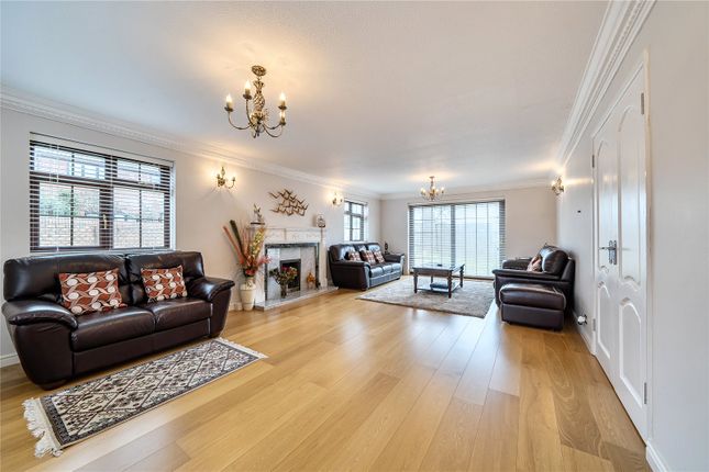 2, Knighton Way Lane, Uxbridge photo 2
