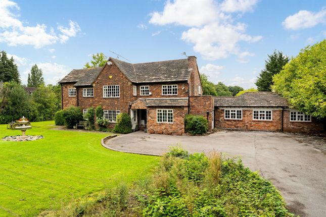 405 Hale Road, Altrincham photo 2