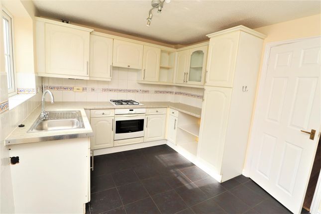58, Penshurst Way, Nuneaton photo 3
