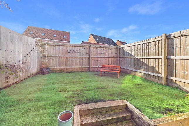 31, Blackthorn Gardens, Clipstone photo 4