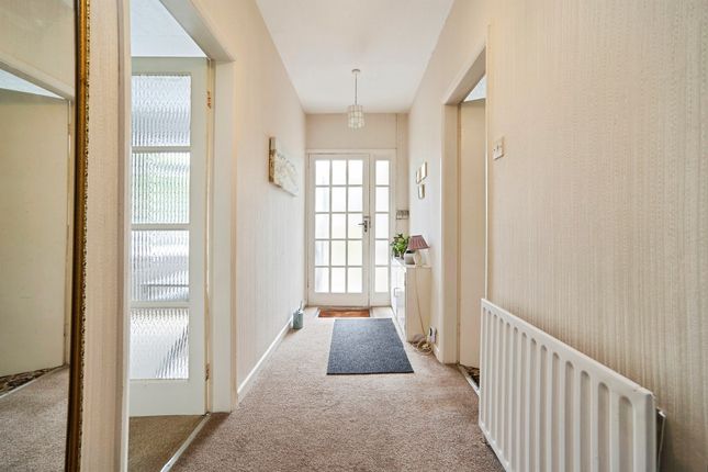 55, Goose Cote Lane, Keighley photo 3