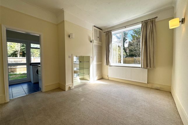 Flat to rent in London Road North, Merstham, Redhill, Surrey