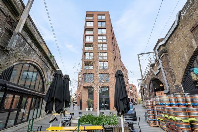 04, Camden Lock Residences, Water Lane, N1, London photo 4