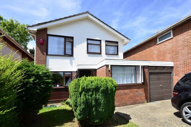 Thumbnail Property to rent in Beechvale Close, North Finchley, London