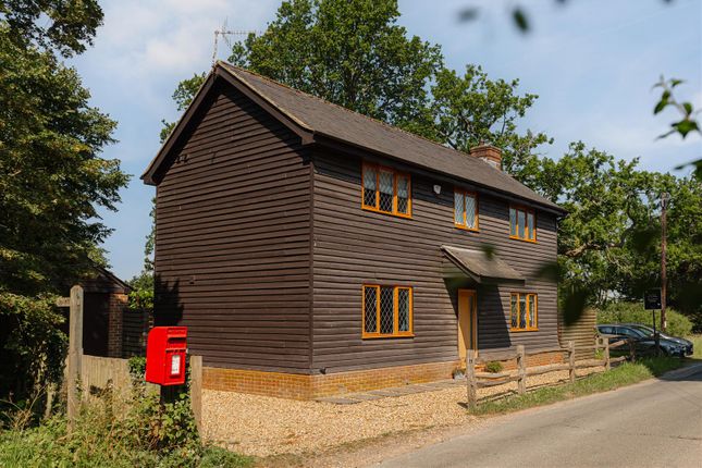 Thumbnail Detached house for sale in New House Lane, Redhill