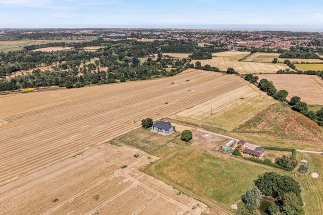 Chestnut Barn, Woodbarn Lane, Carlton Colville photo 3