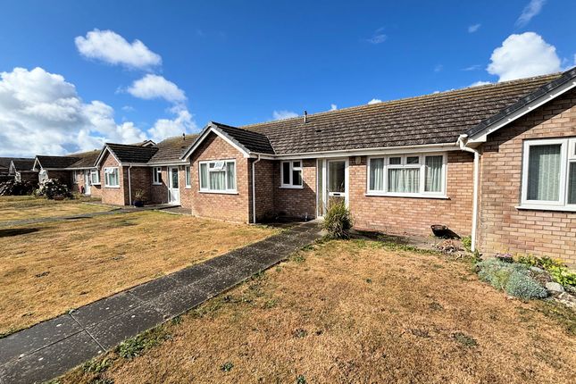 28, Warwick Place, Tywyn photo 2