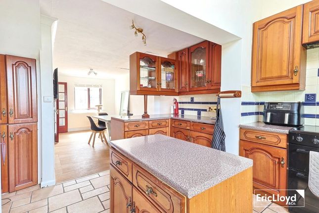 52, Alma Road, Brixham photo 4