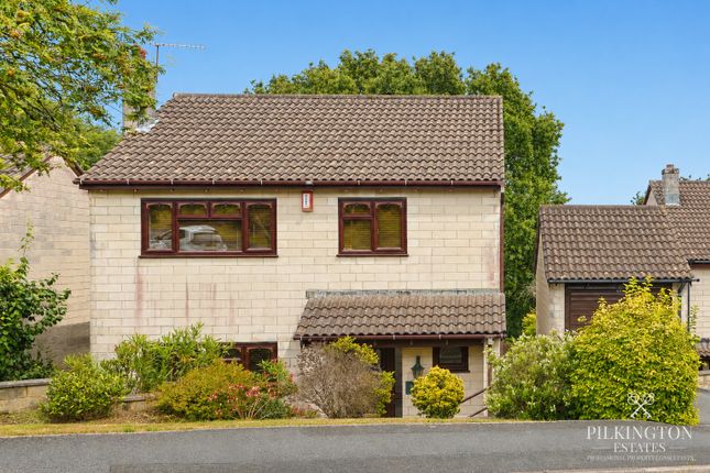 9 Deacon Drive, Saltash, Cornwall photo 2