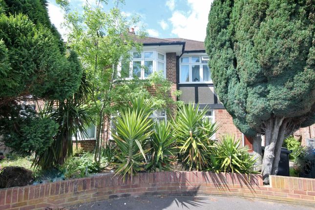 Thumbnail Maisonette to rent in Lawn Close, New Malden