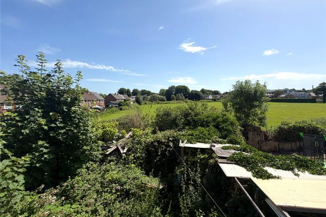 18, Rufford Drive, Manchester photo 2