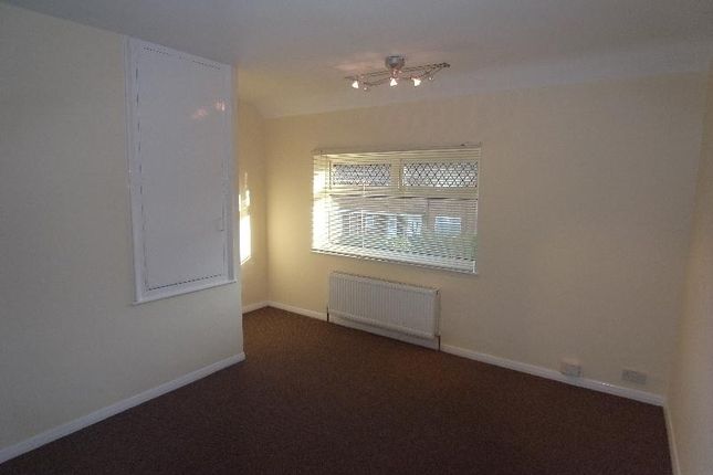 33, Nursery Drive, York photo 4