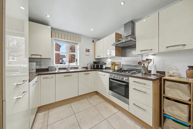 19, Burton Street, Chesterfield photo 2