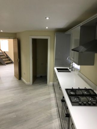 14 Cottage Green, LONDON photo 5